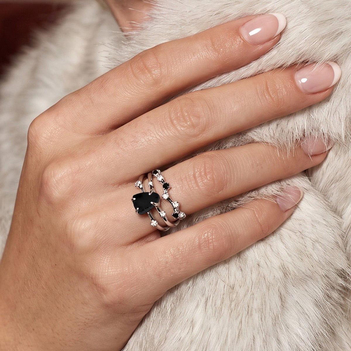 Black Obsidian Lab Diamond Ring - Flow