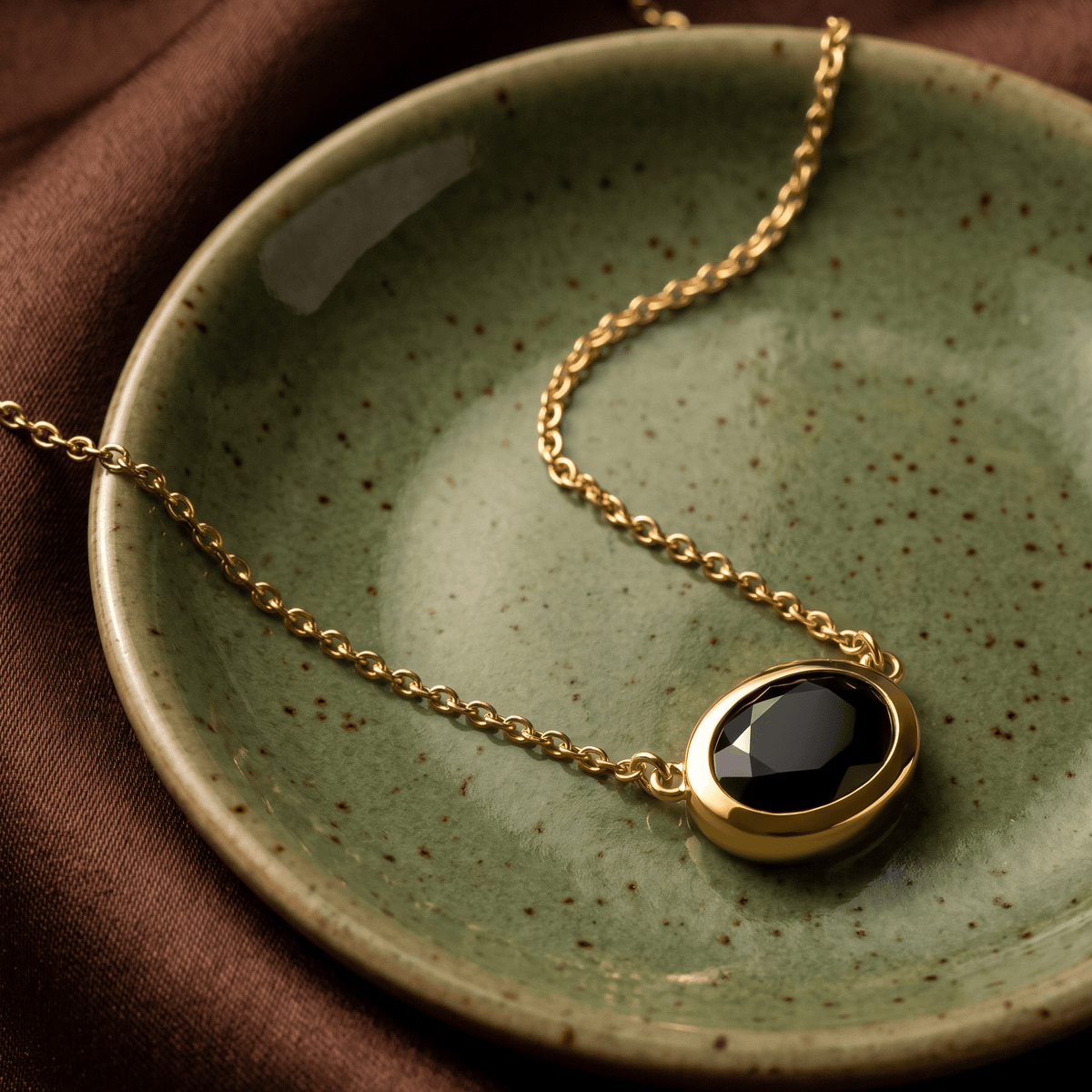 Black Obsidian Necklace - Skin-Touch