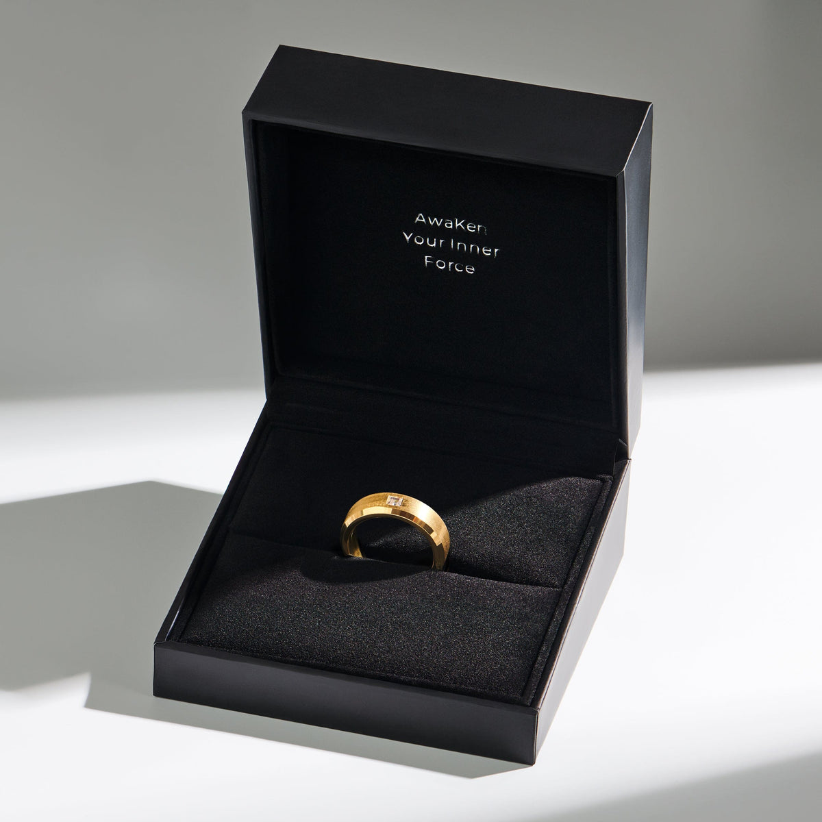 White Zircon Unisex Ring - Crafted