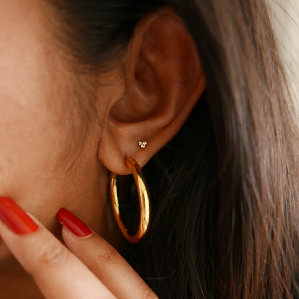 Crystal Trinity Threaded Flat Back Earring in 14k Gold
