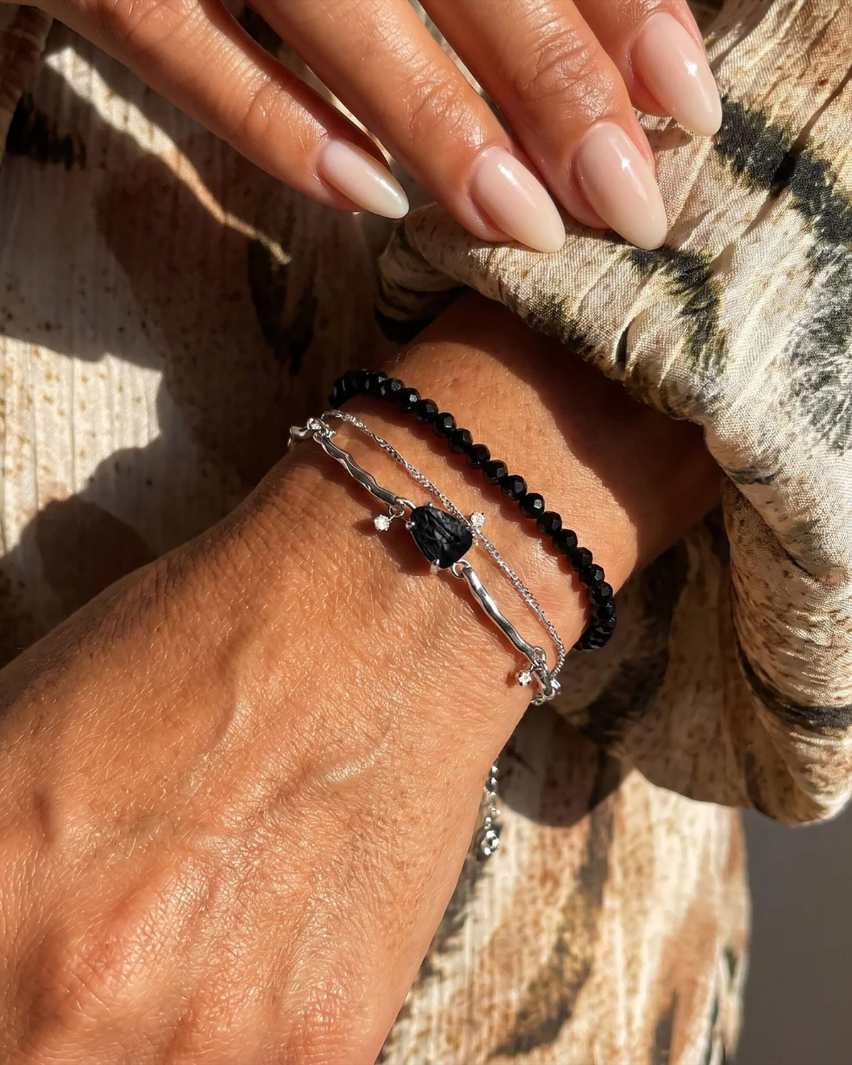 Black Obsidian Bracelet - Vibrations