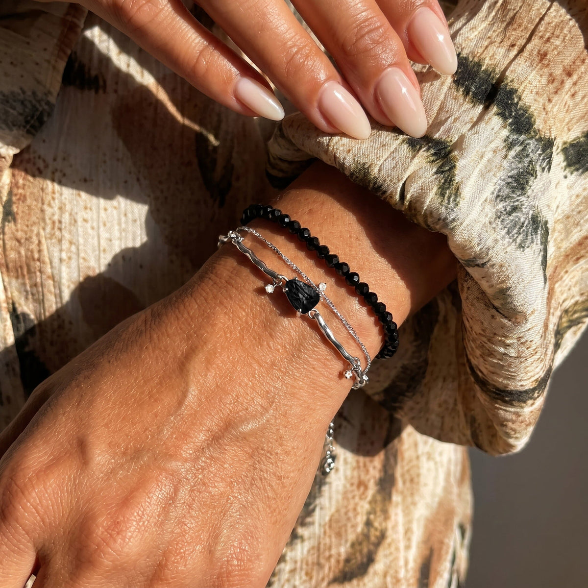 Black Obsidian Bracelet - Vibrations