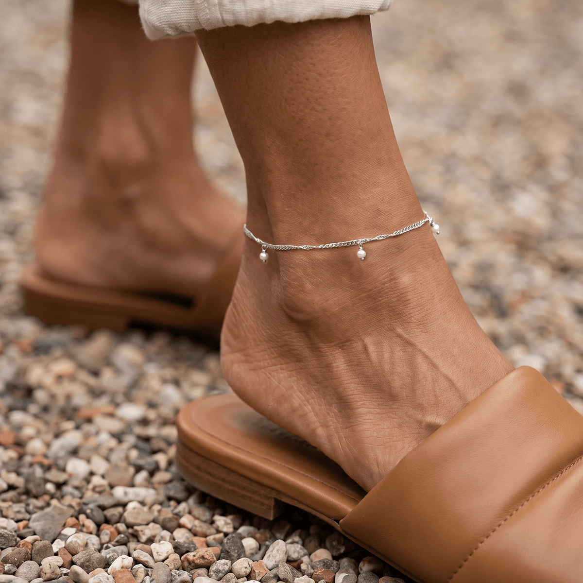 Pearl Anklet - Flowing