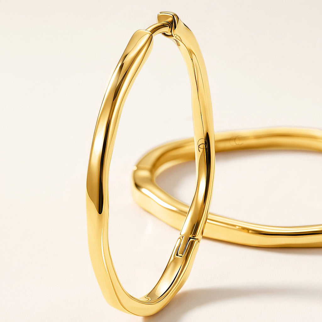Queen Flow Hoops