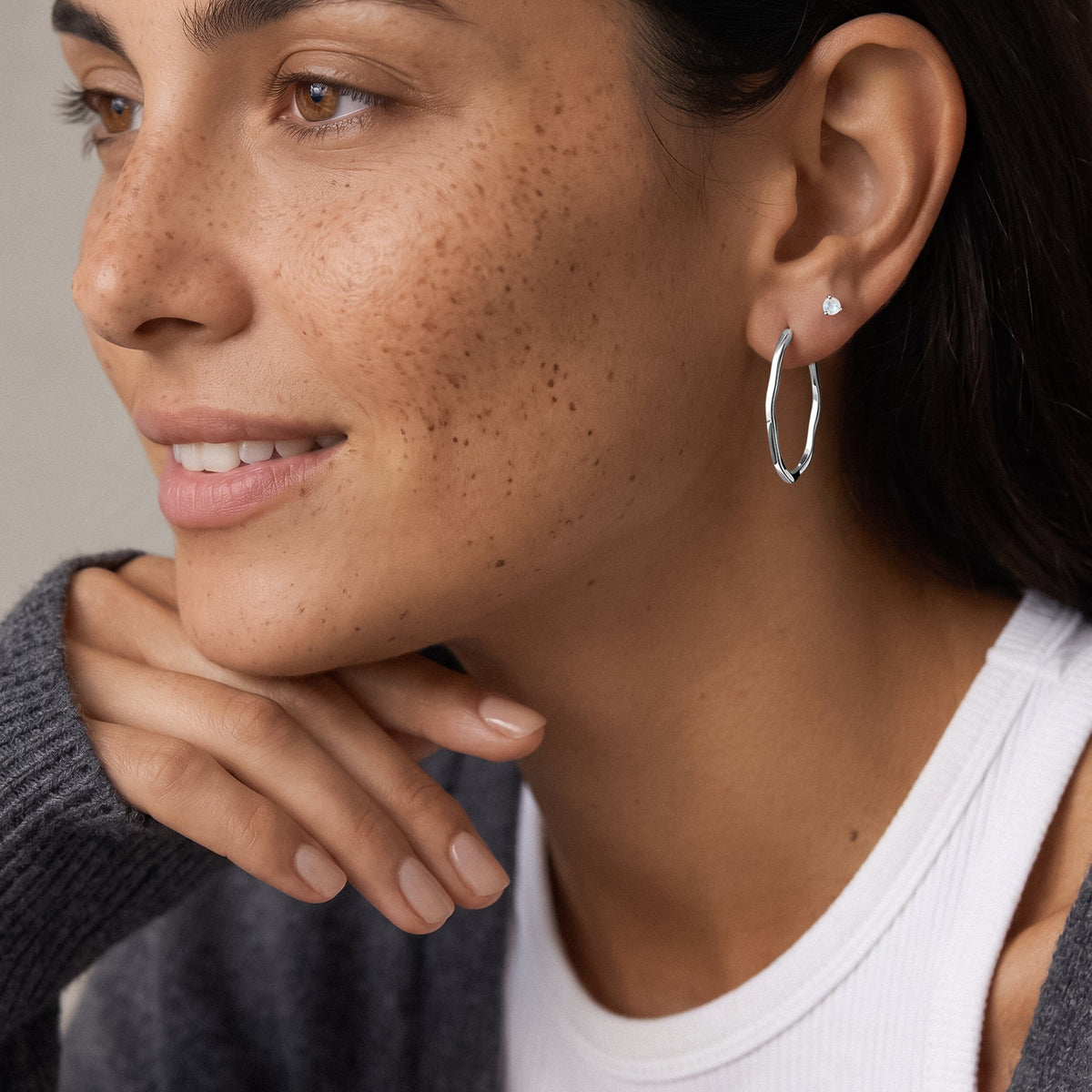 Queen Flow Hoops