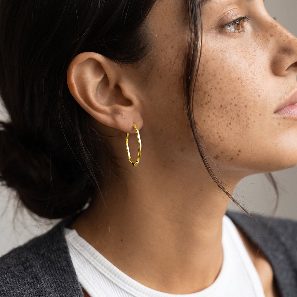 Queen Flow Hoops