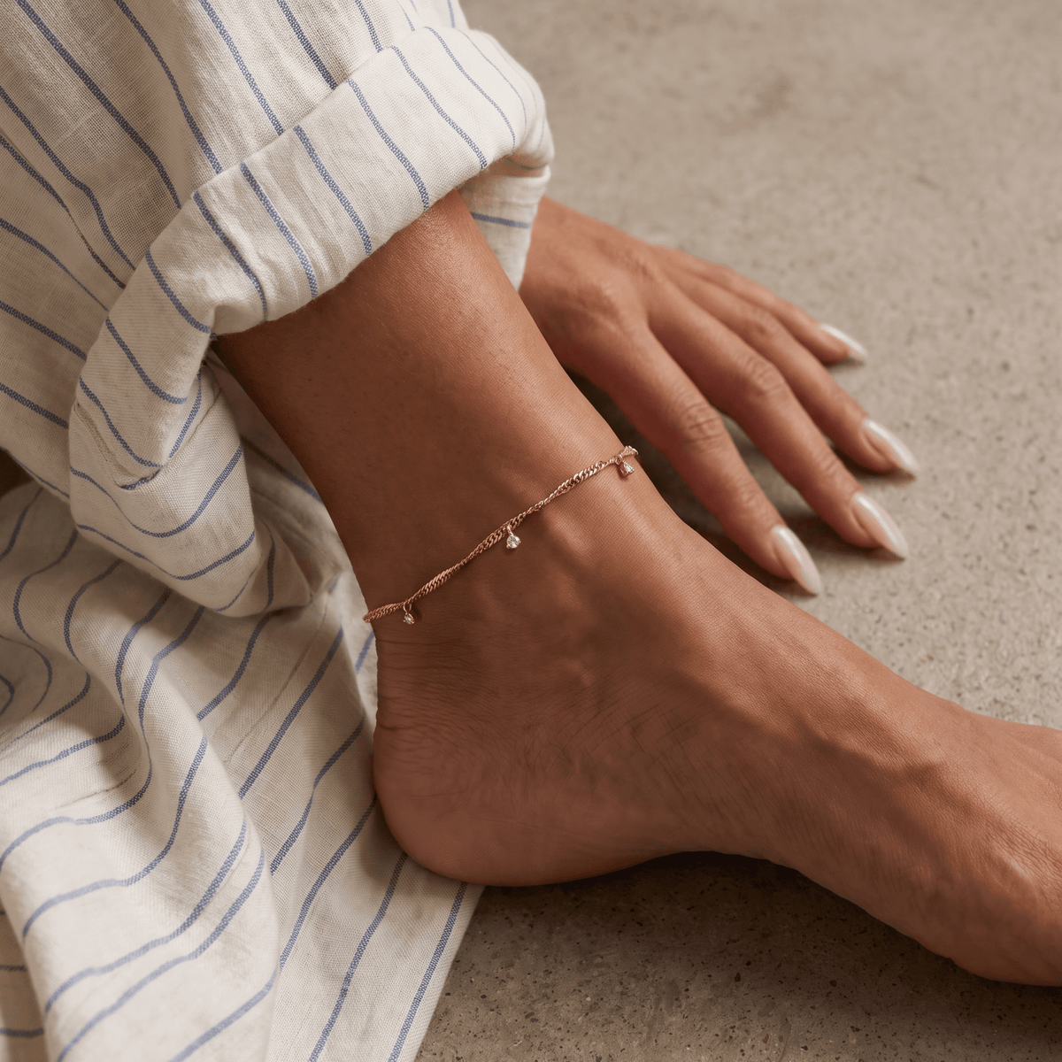 White Zircon Anklet - Flowing