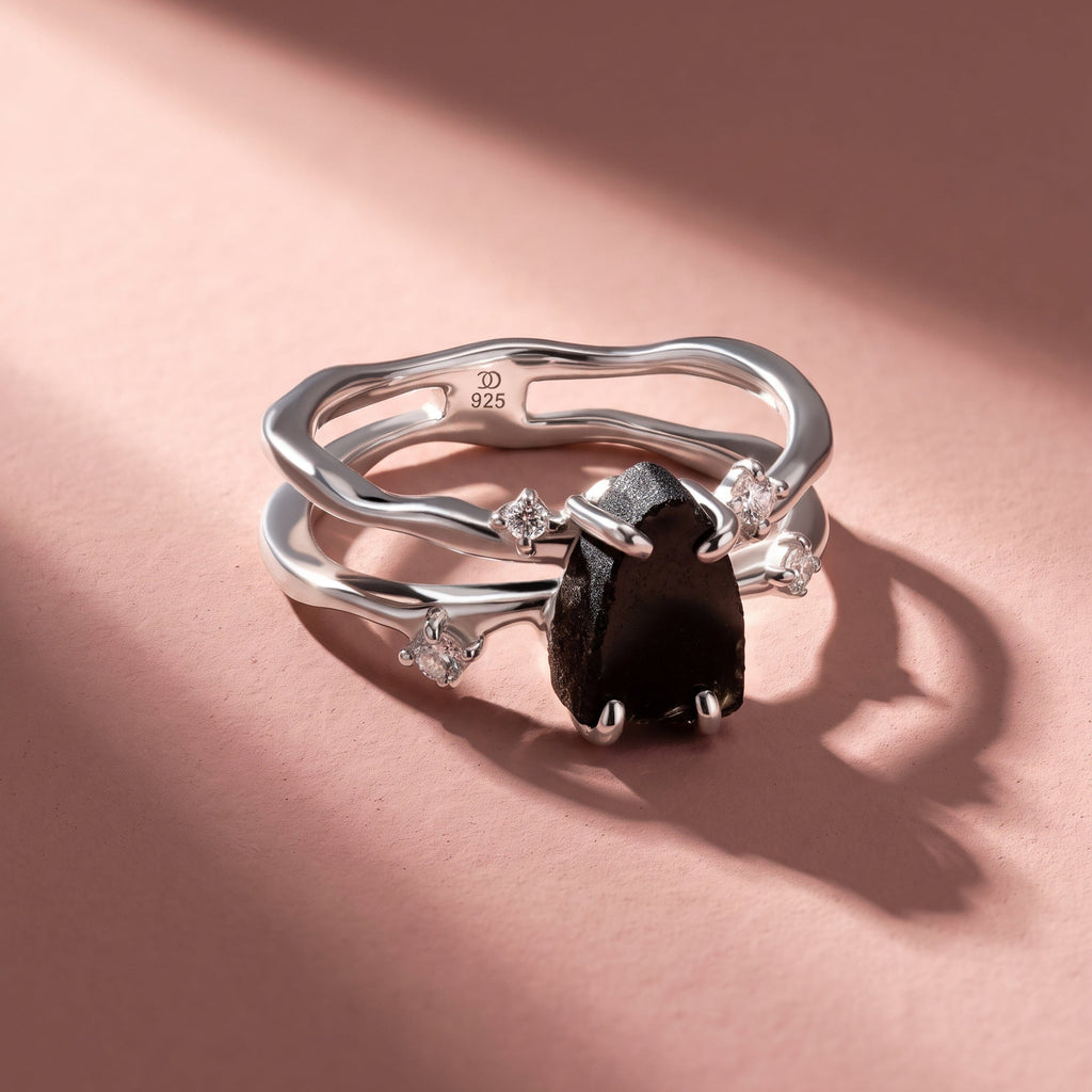 Black Obsidian Lab Diamond Ring - Flow