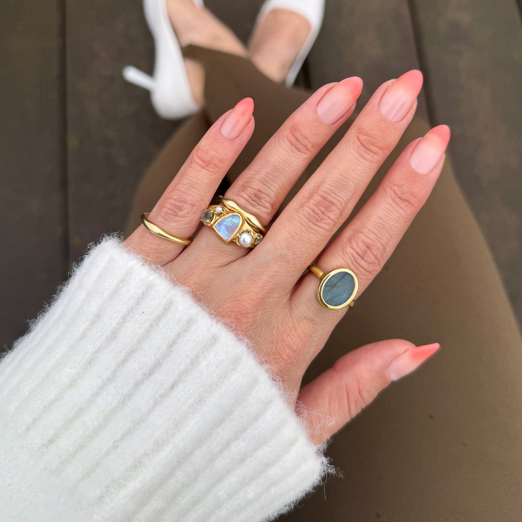 Labradorite Ring - Enfolded