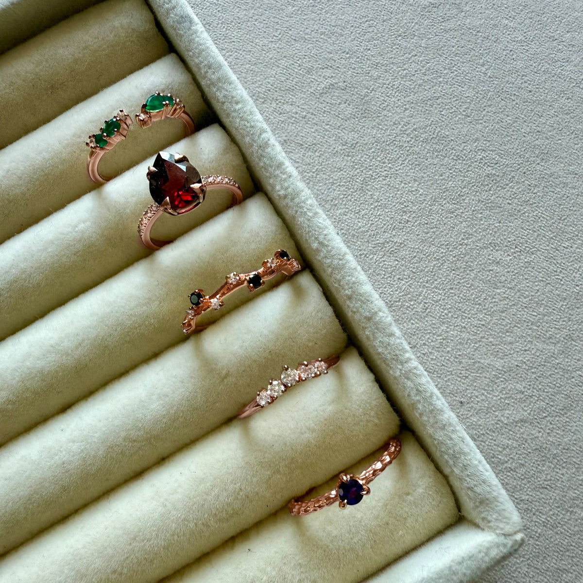 Mystery Box - Five Rings
