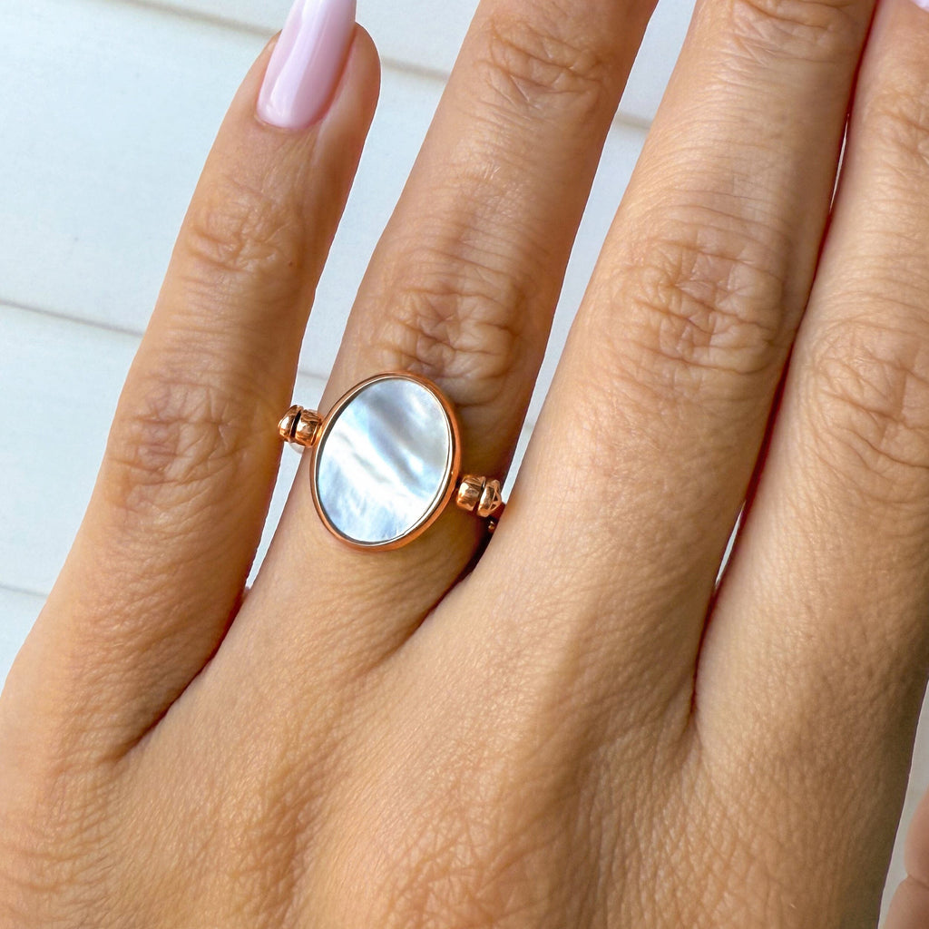 Black Onyx Mother of Pearl Fidget Ring - Spinning Enfolded