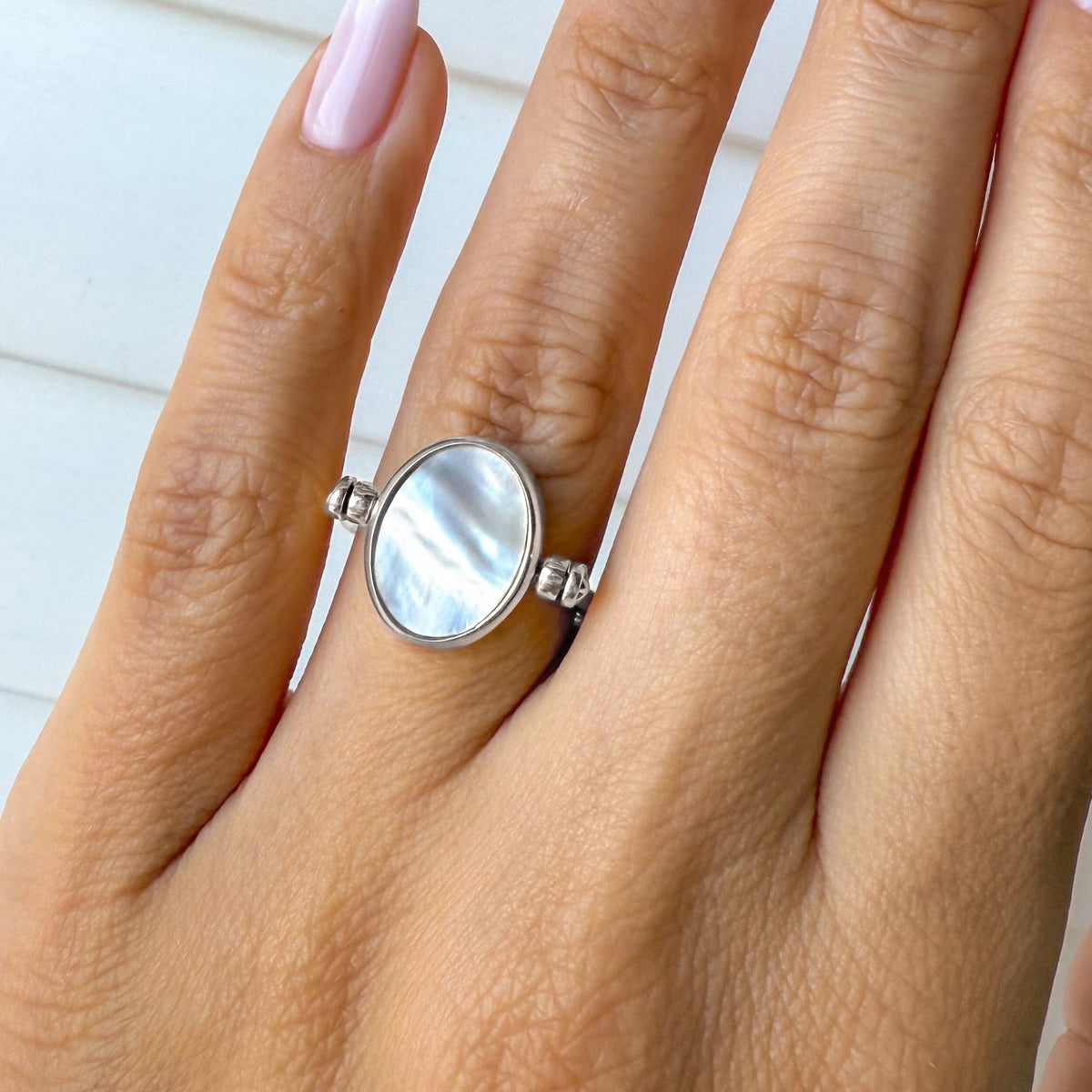 Black Onyx Mother of Pearl Fidget Ring - Spinning Enfolded