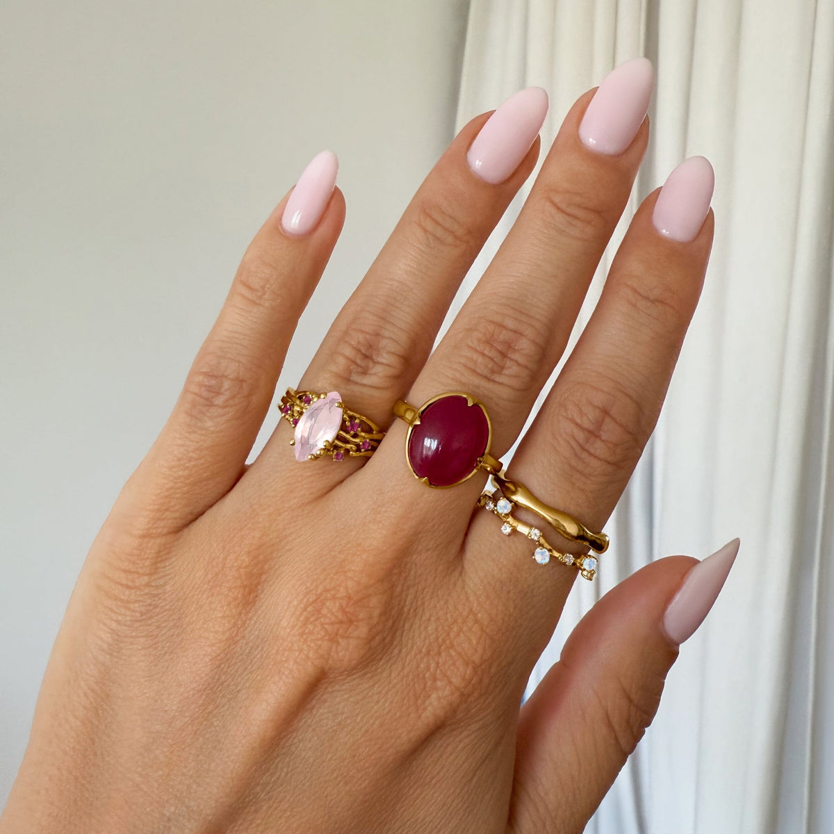 Pink Quartz Cabochon Ring - Aura