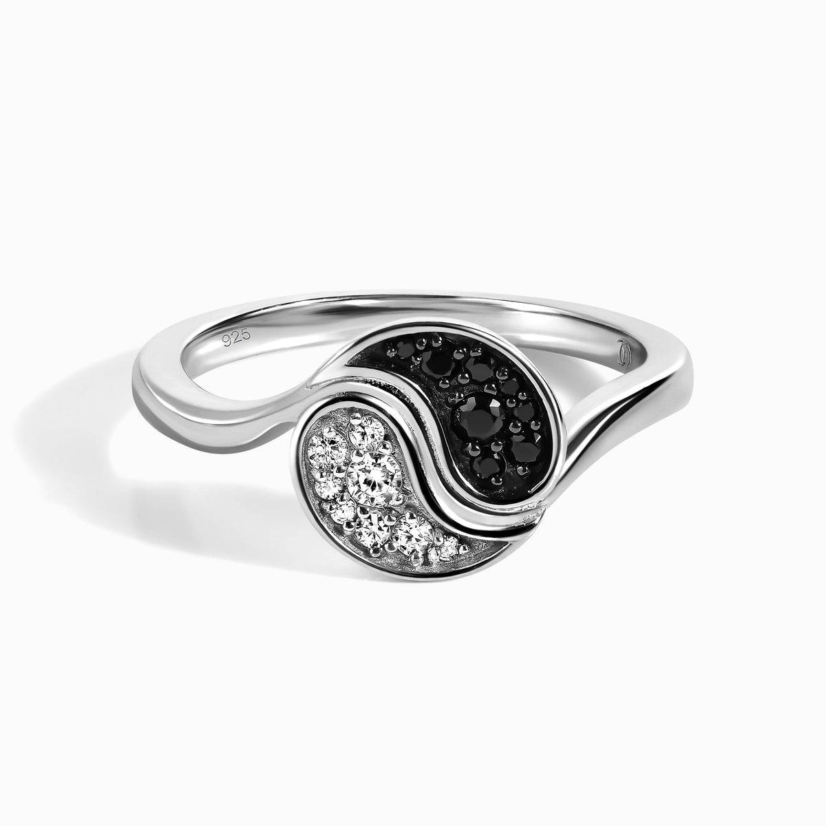 Black Spinel Lab Diamond Ring - Yin Yang