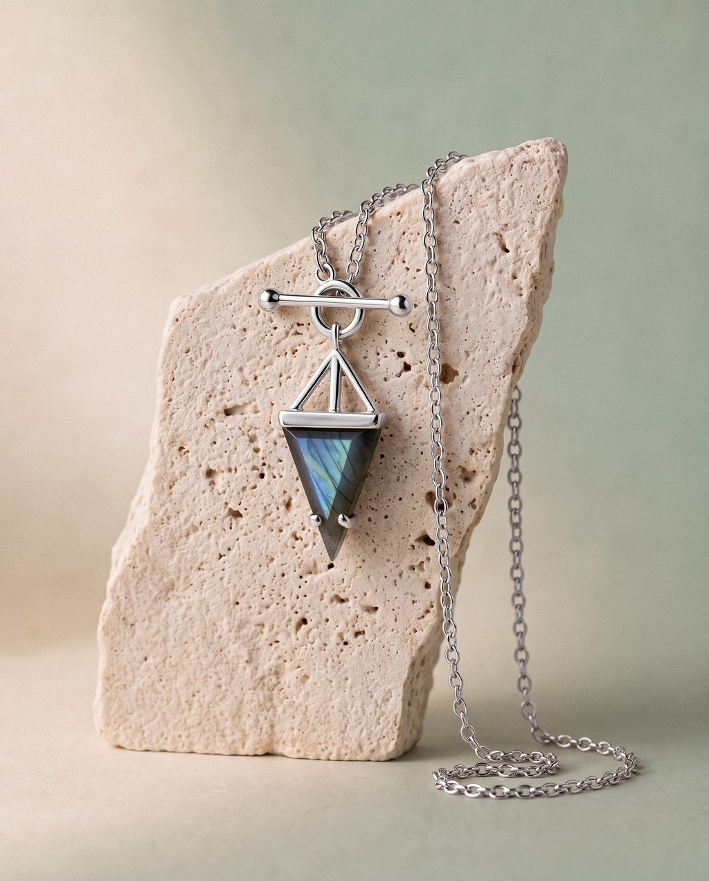 Labradorite Necklace - Heroine
