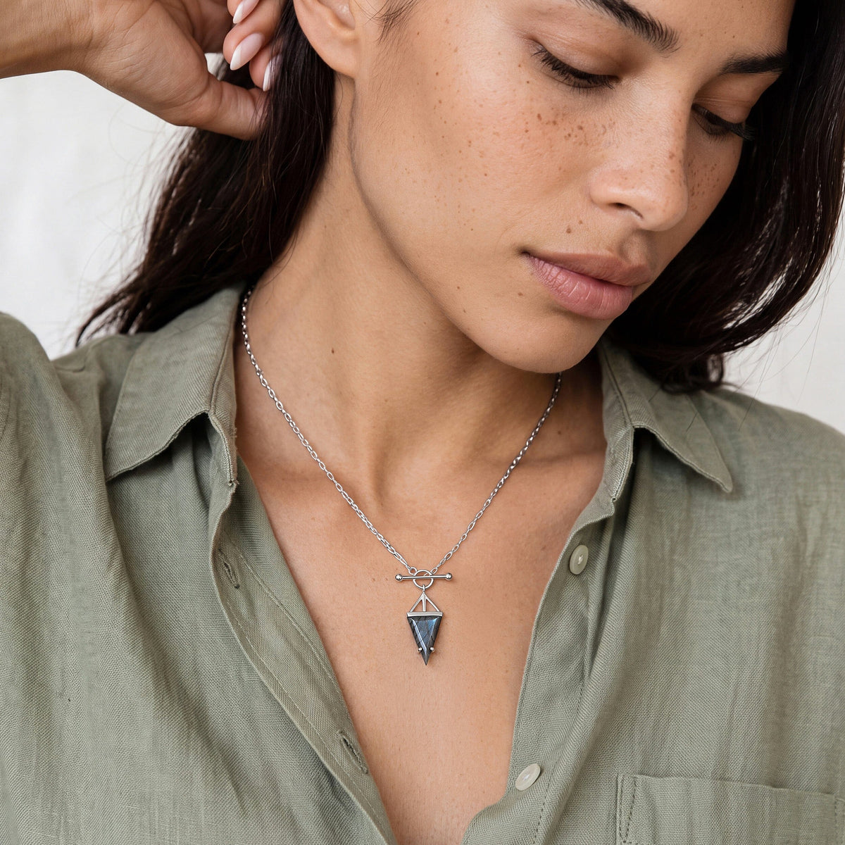 Labradorite Necklace - Heroine