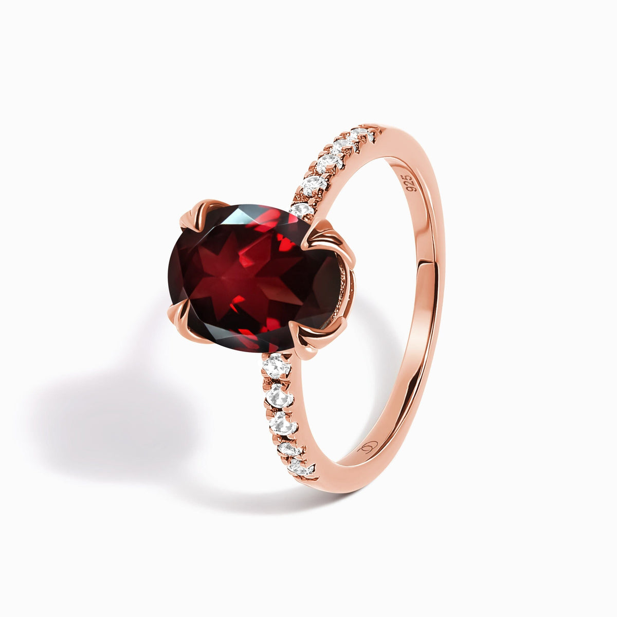 Garnet Ring - Harlow
