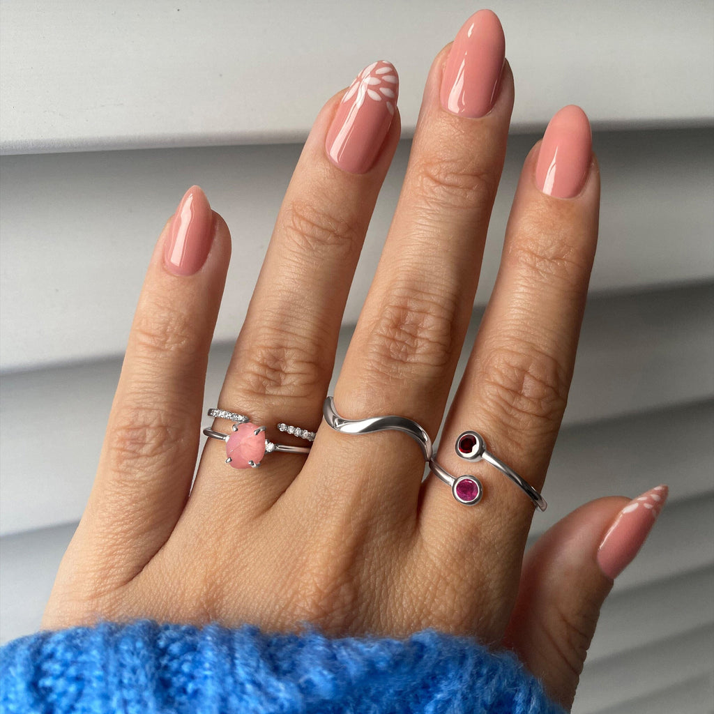 Rose Quartz Ring - Petite Allure