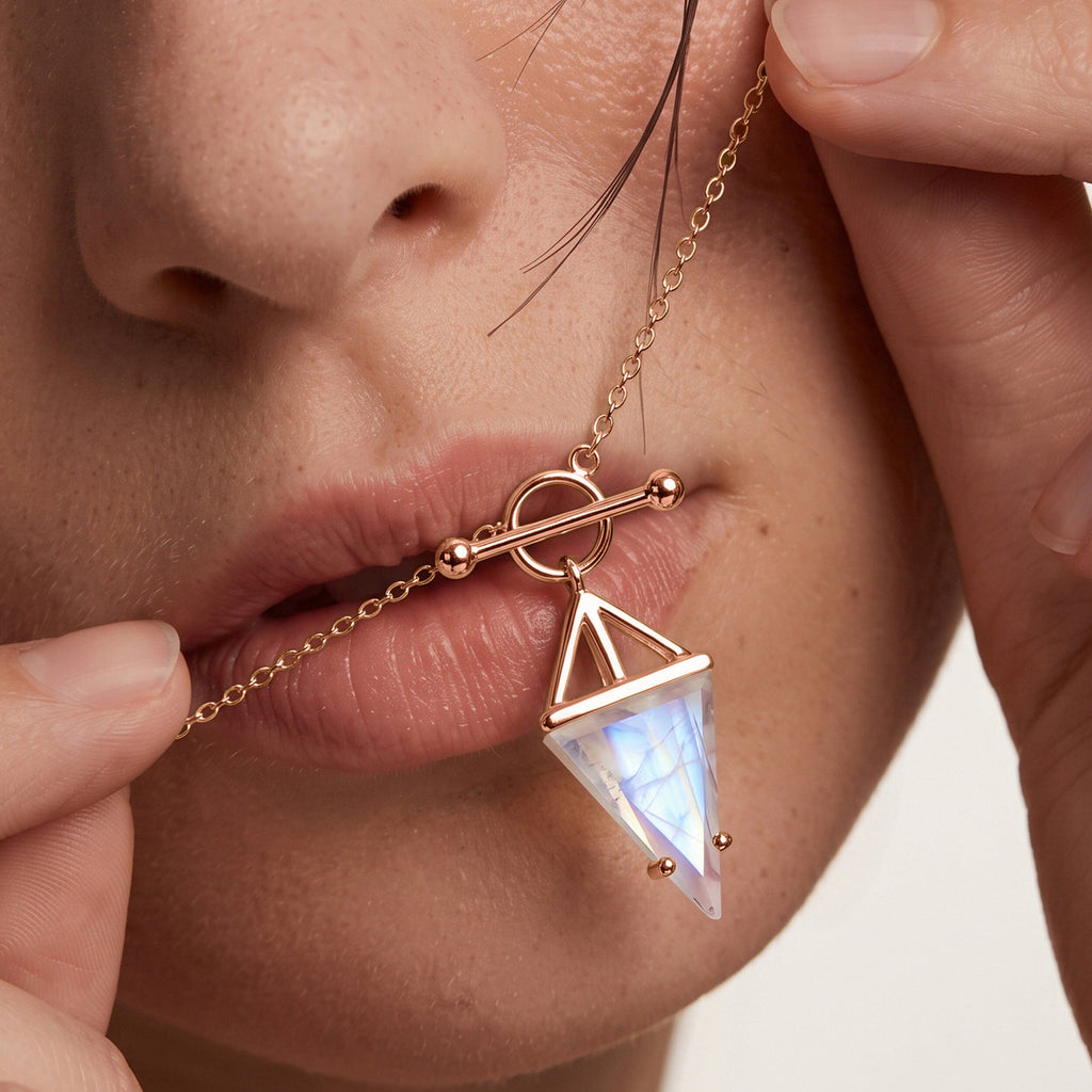 Moonstone Necklace - Heroine