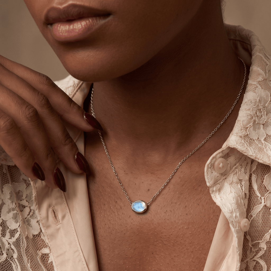 Moonstone Necklace - Skin-Touch