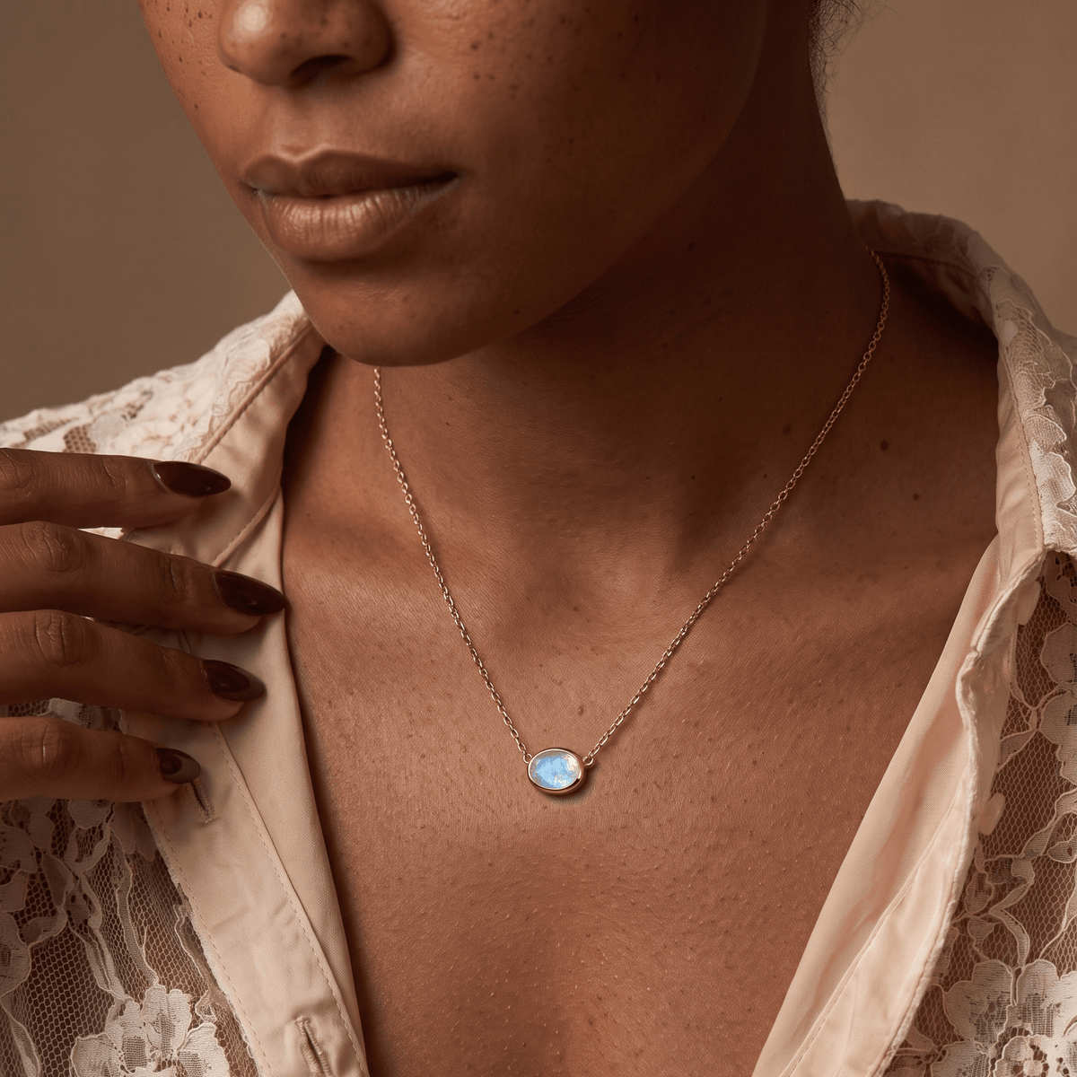 Moonstone Necklace - Skin-Touch