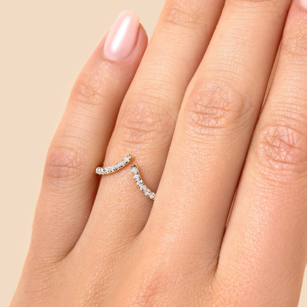 Adjustable White Zircon Ring - Infinite
