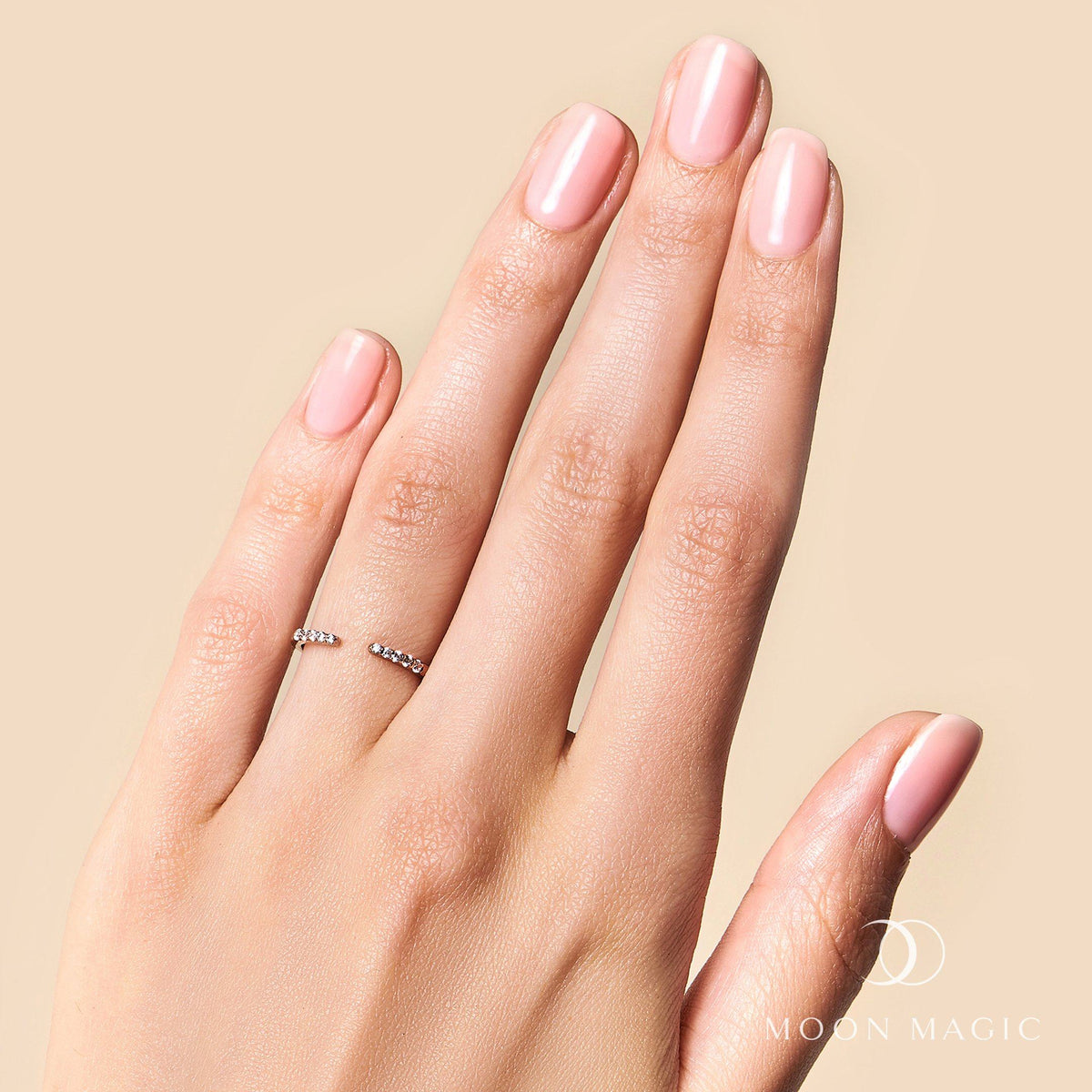 White Zircon Ring - Twinkling Band