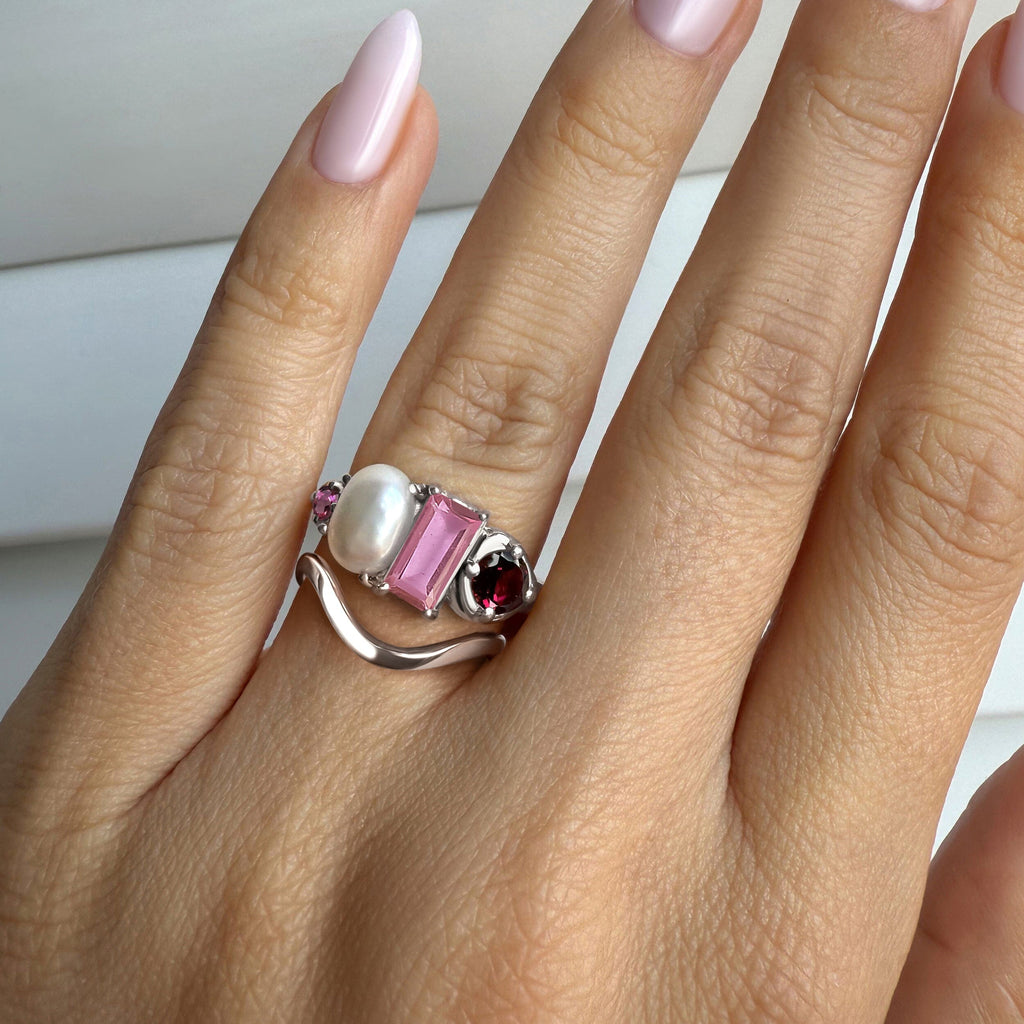 Rhodolite Garnet Treasure Ring & Waves Band