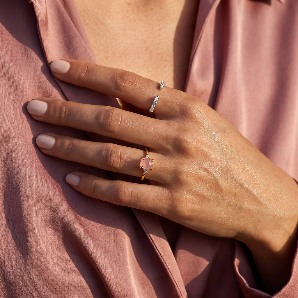 Rose Quartz Ring - Petite Allure