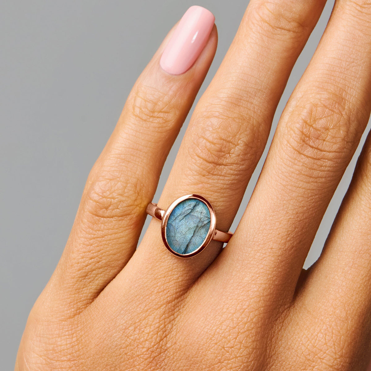 Labradorite Ring - Enfolded