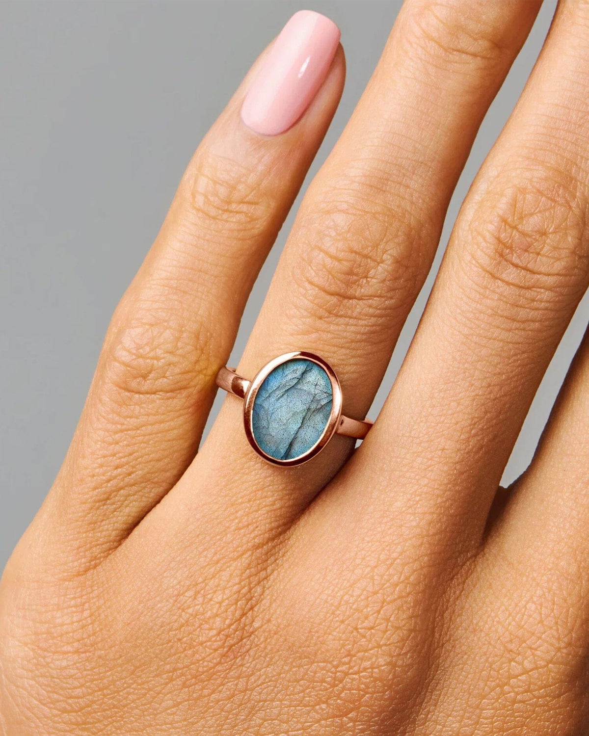 Labradorite Ring - Enfolded
