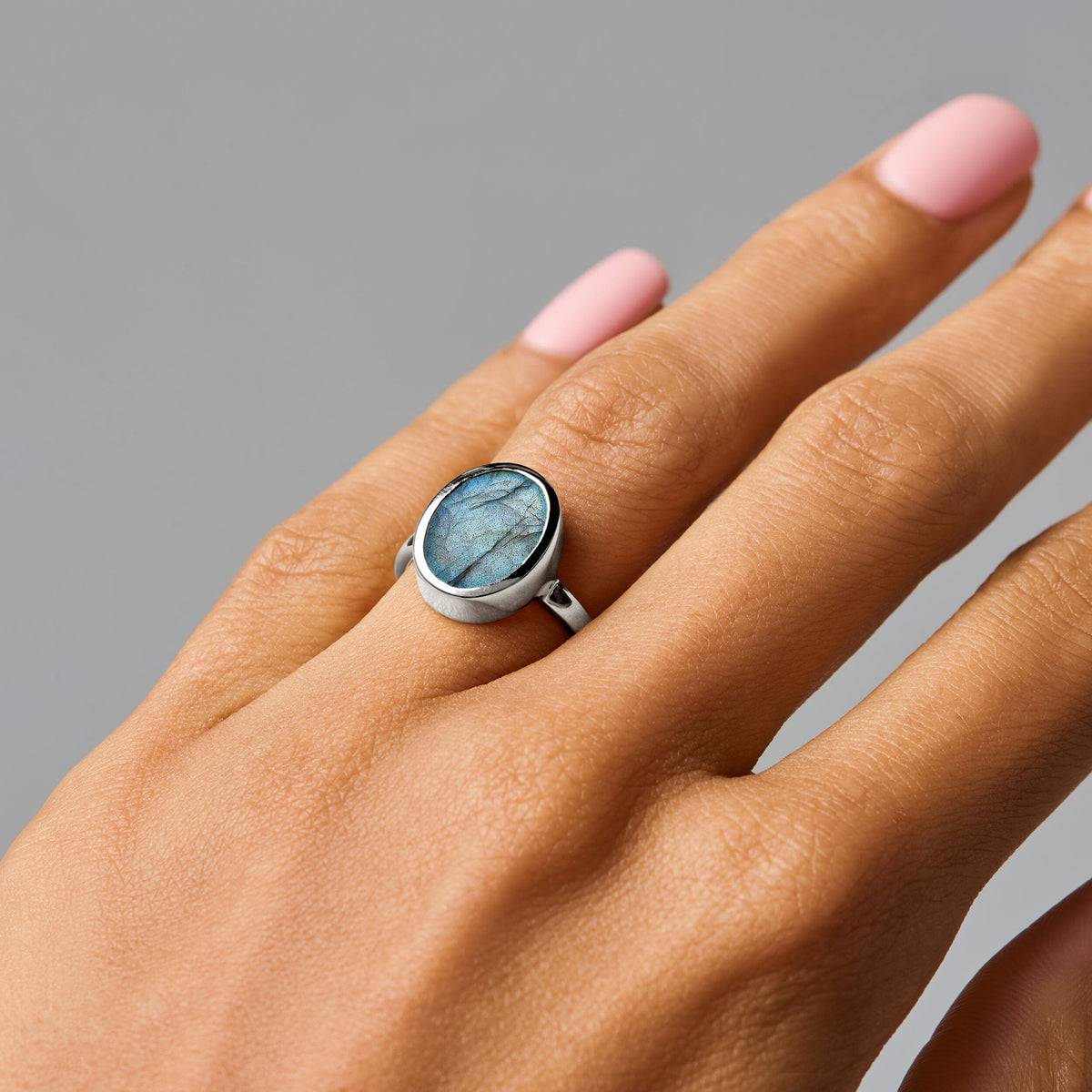 Labradorite Ring - Enfolded