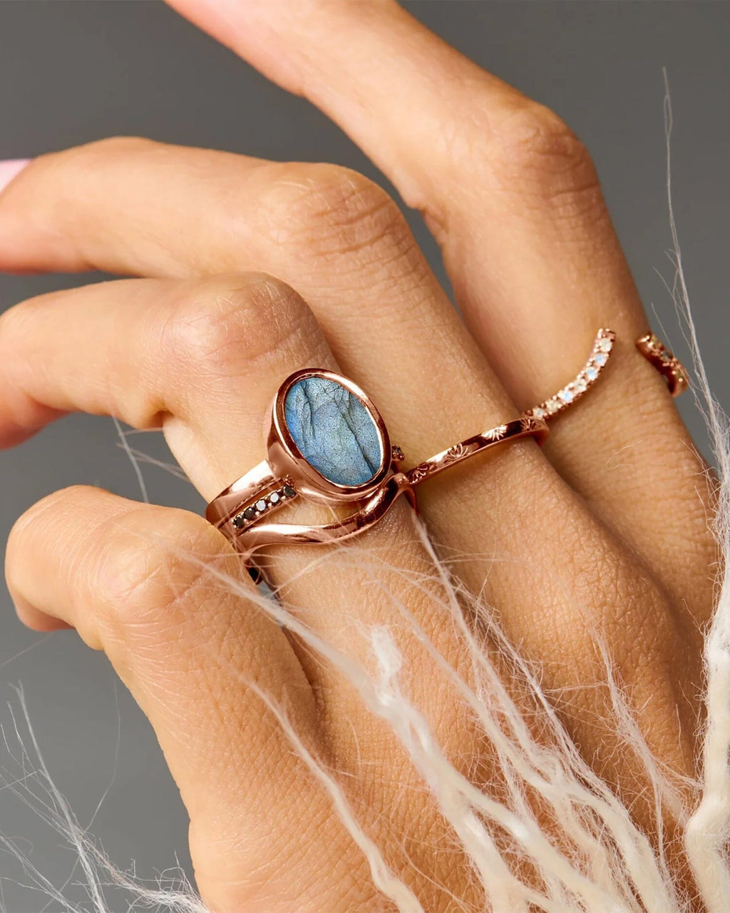 Labradorite Ring - Enfolded