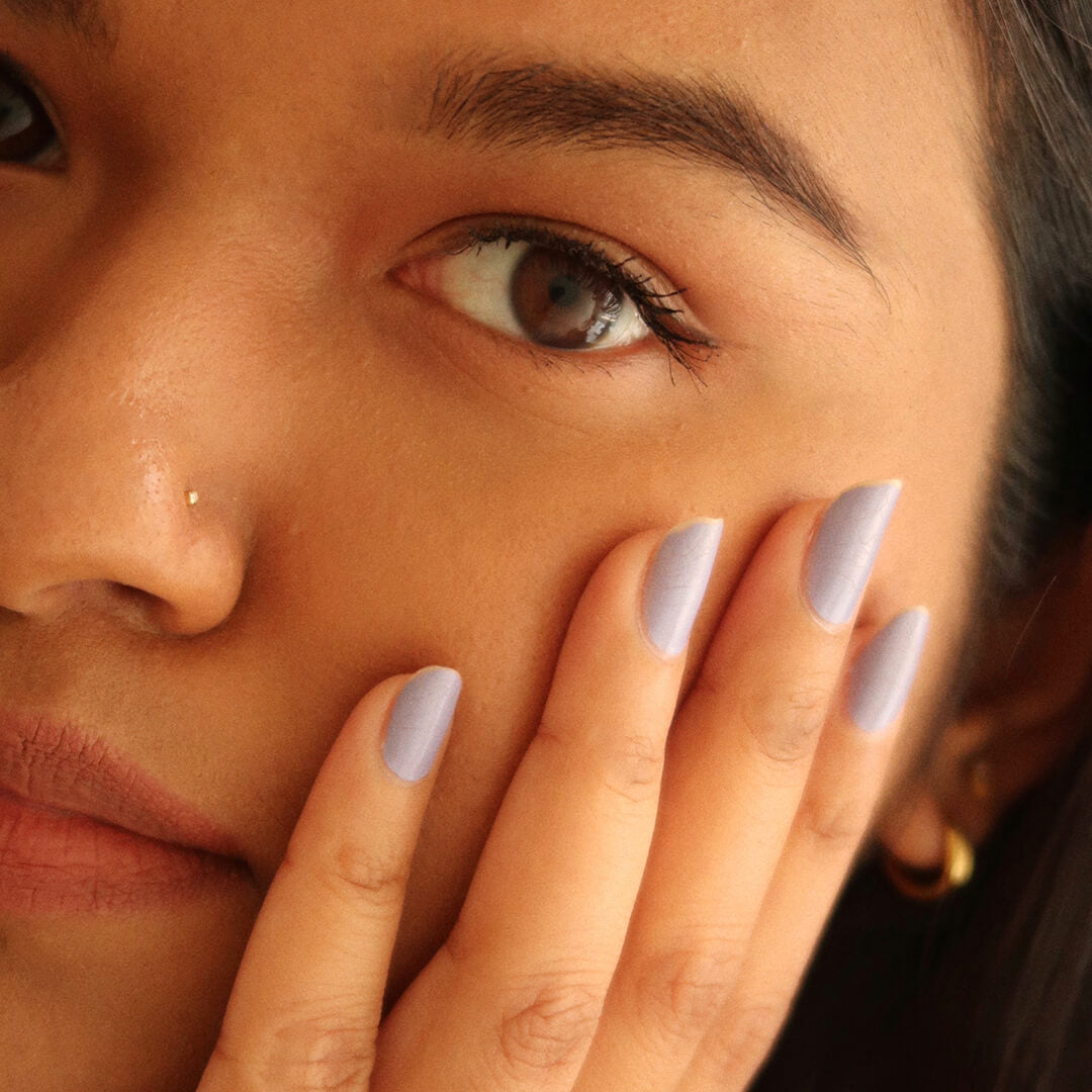 Tiny Diamond Stud L-Shape Nose Ring in 14k Gold