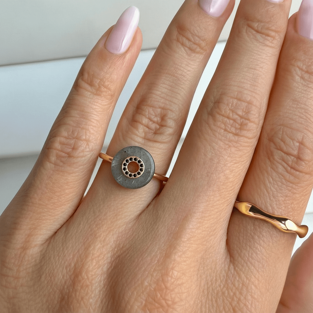 Labradorite Black Spinel Fidget Ring - Liora