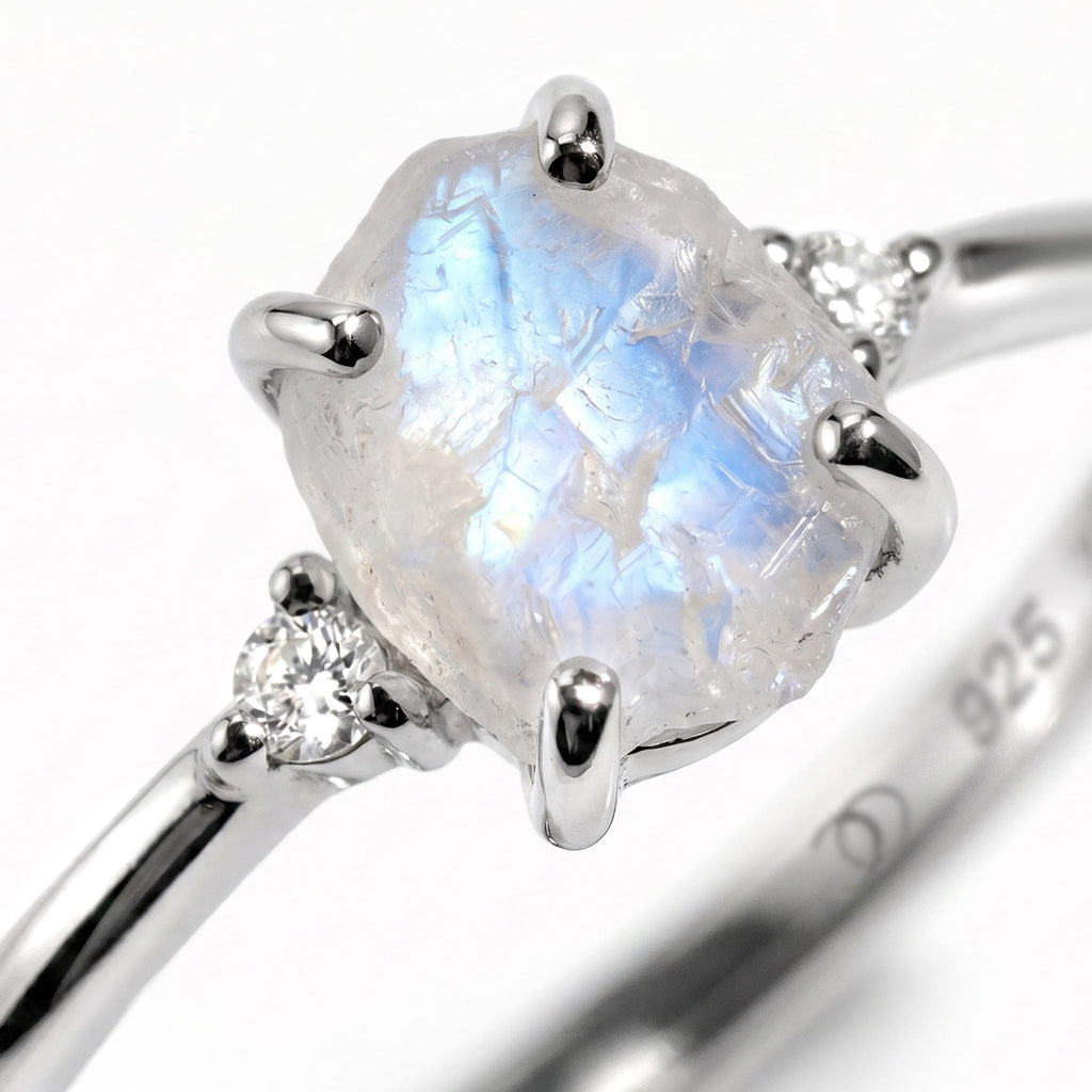 Moonstone Ring - Petite Allure