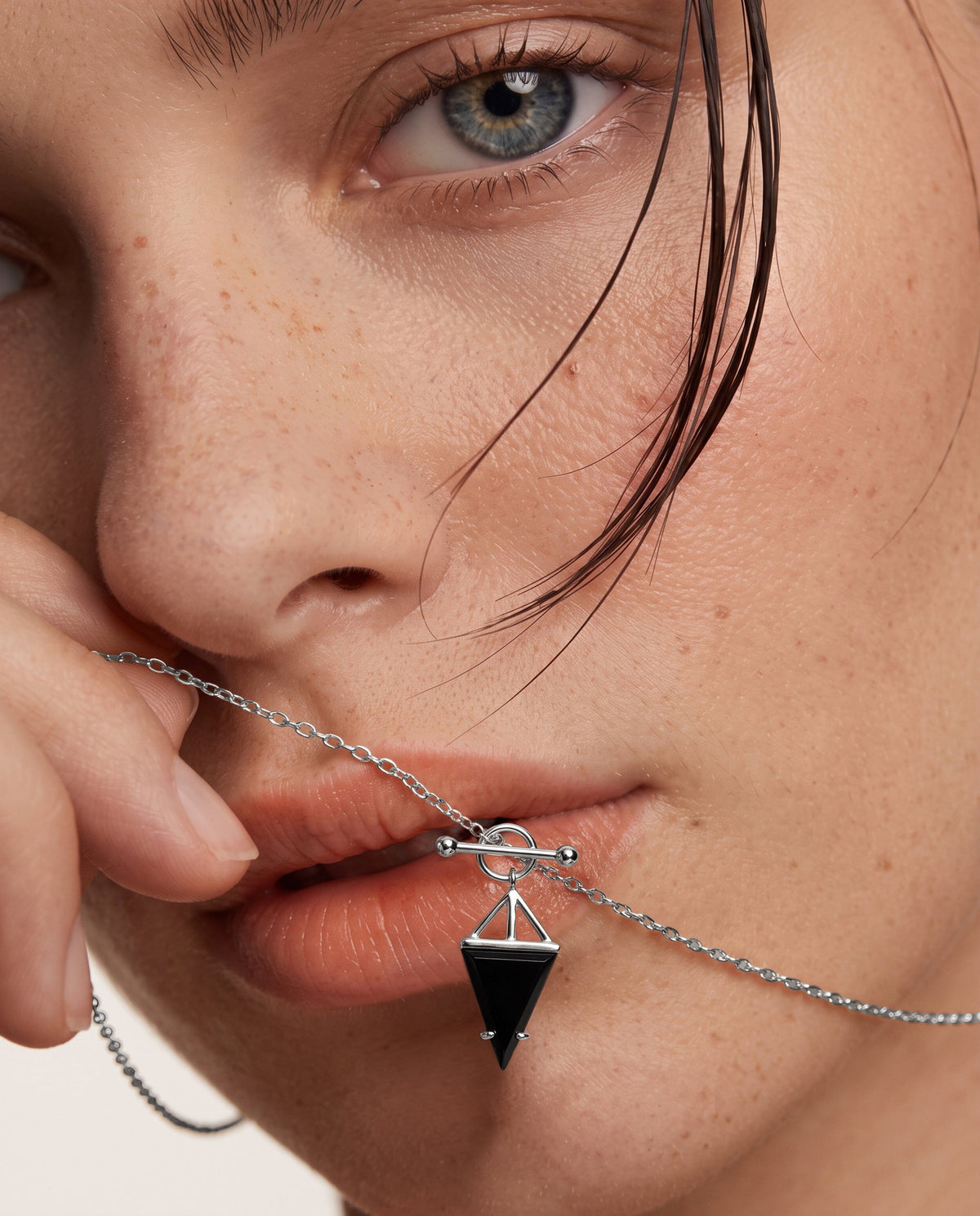 Black Obsidian Necklace - Heroine
